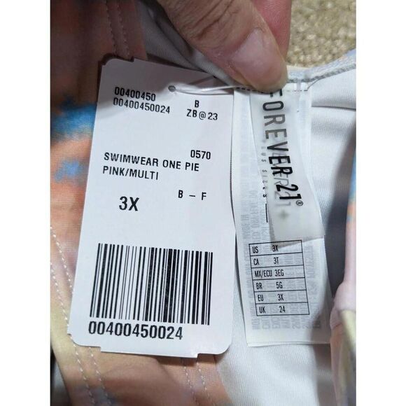 Forever 21 Women's Plus Size 3X One Piece Pastel Watercolor Swimsuit NWT - Picture 6 of 6